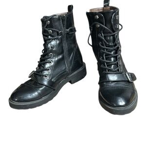 Black chunky lace up boots,wm sz 8.5, army style,goth,punk steampunk,cosplay,